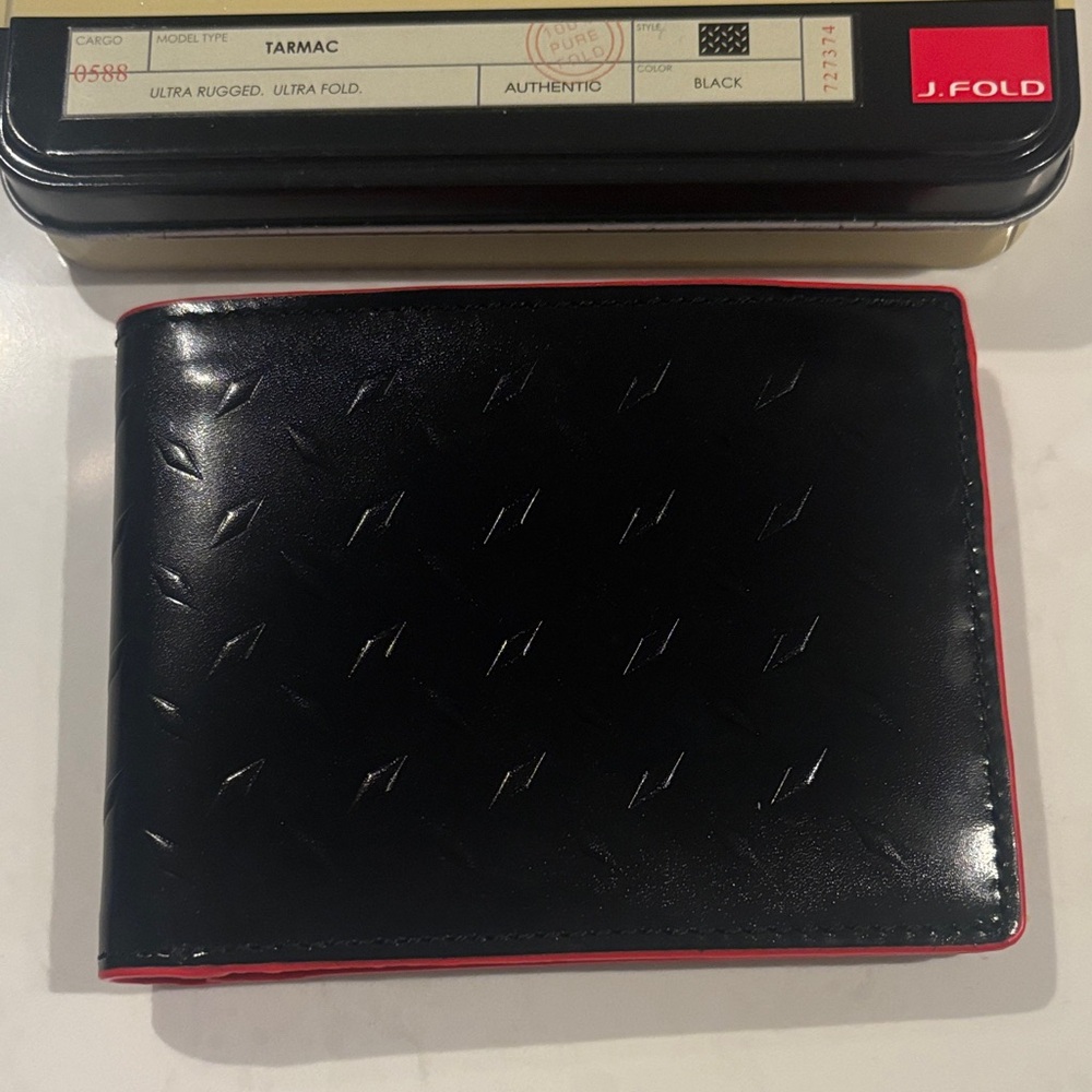 J. FOLD the original sportswallet